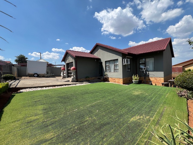 3 Bedroom Property for Sale in Tlhabane West North West